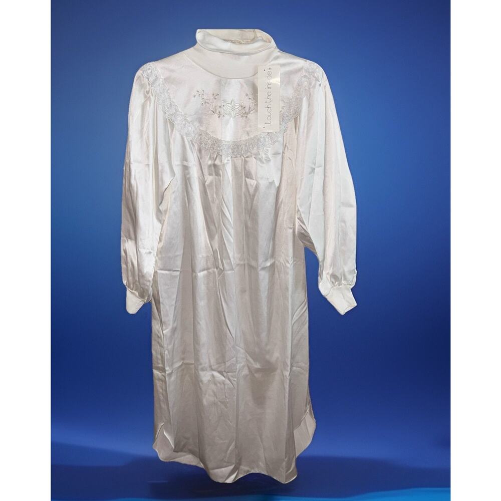 Vintage Miss Elaine White Satin Brushed Back Mock Turtleneck Nightgown Small NWT